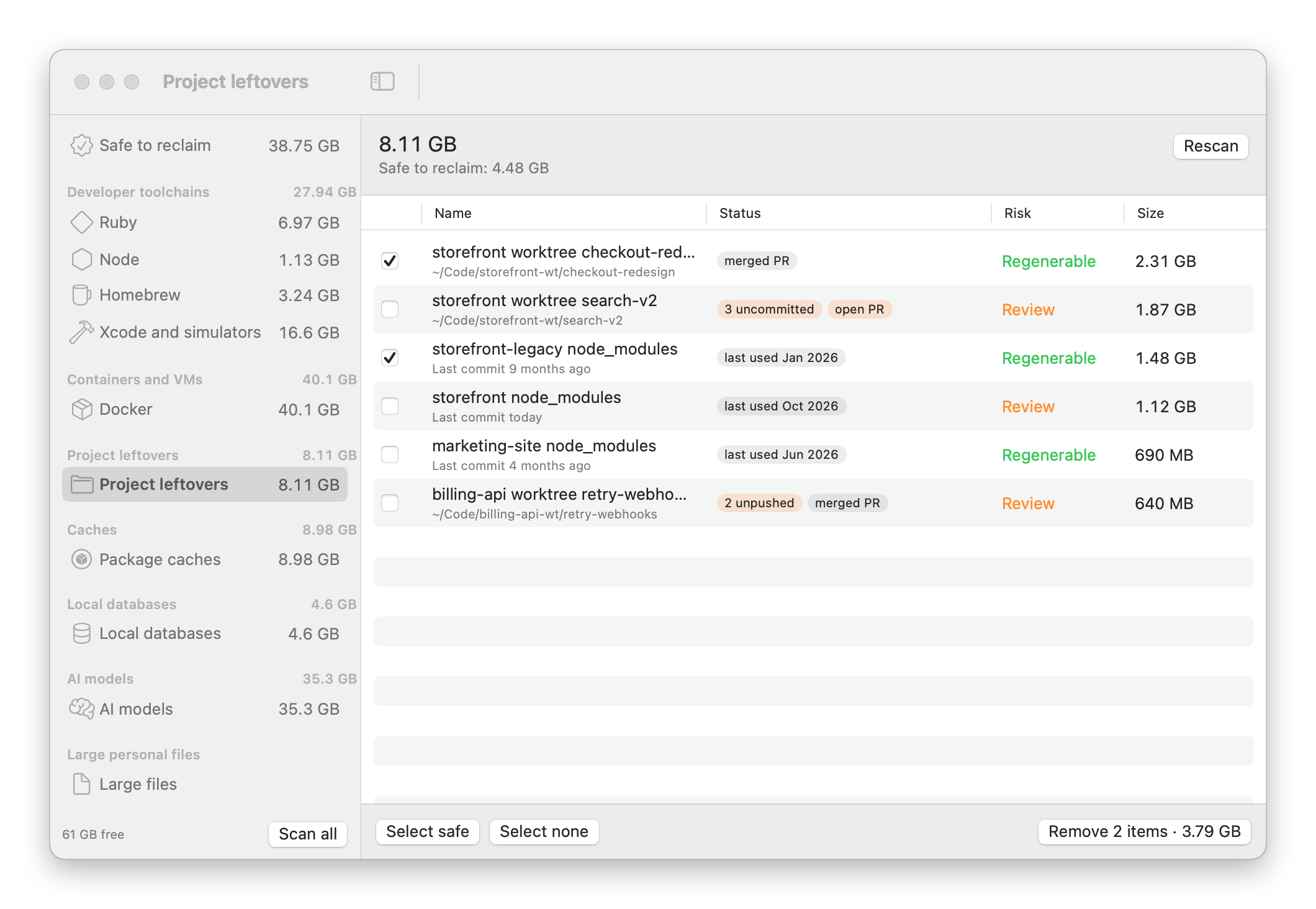 Project leftovers: idle node_modules folders and git worktrees, badged with merged or open pull requests and uncommitted changes